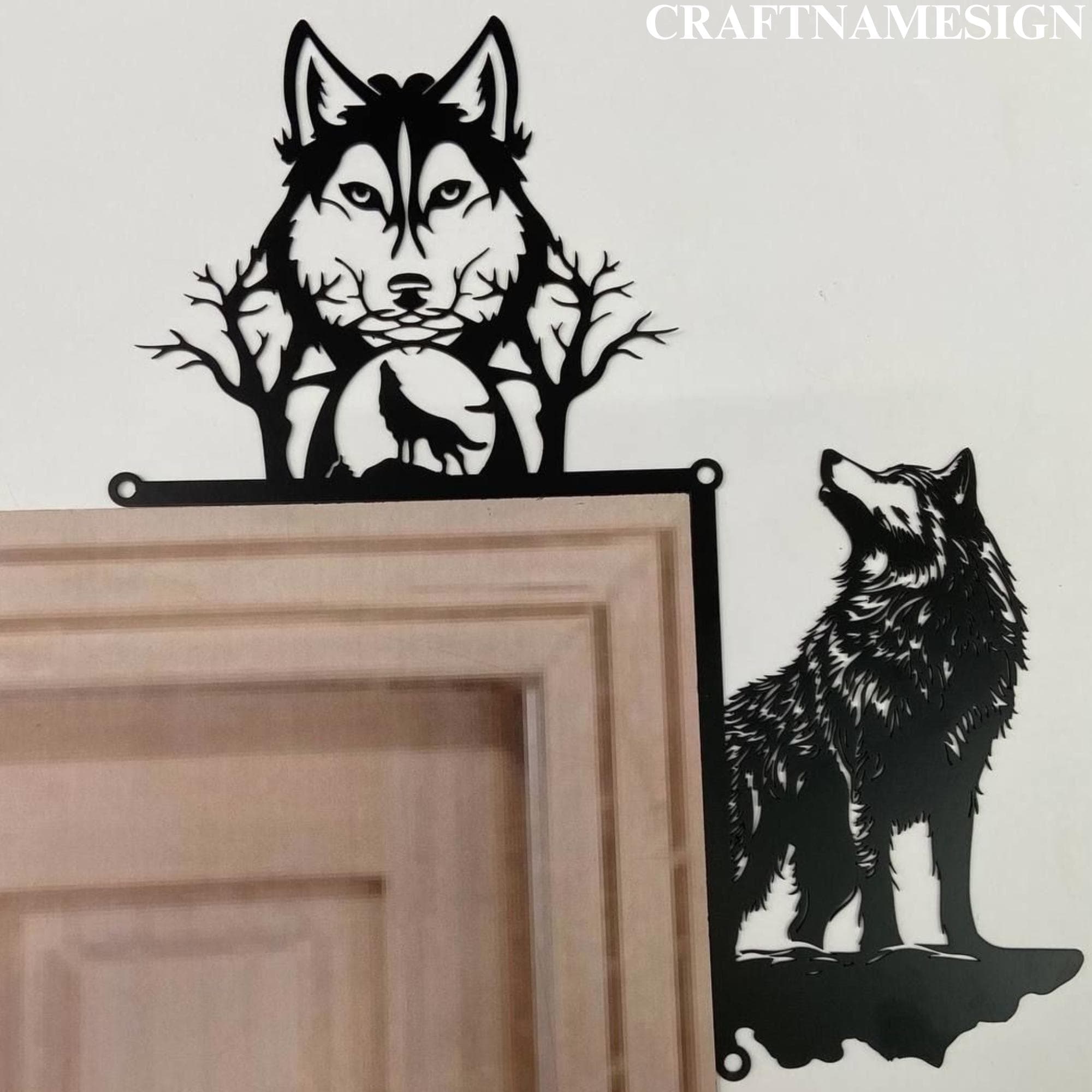 ボブウォールサイン Wolf Door Frame Corner Metal Wall Art, Wolf Door Topper Sign, Wolf
