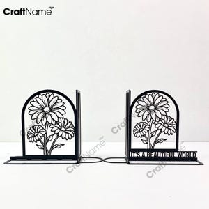 Custom Daisy Metal Bookend, Daisy Lover Name Book Ends, Book Stand Black Metal Art, Book Nook Office Decor, Book Holder Sign, Gift For Mom