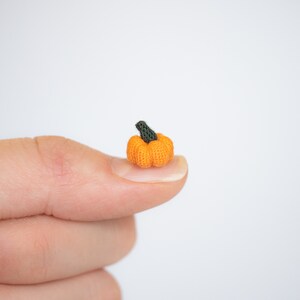 Crochet Amigurumi Miniature Halloween Pumpkin English PATTERN ONLY, pdf Amigurumi Stuffed Micro pumpkin Toy Pattern image 3