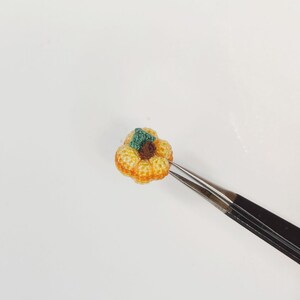 Crochet Amigurumi Miniature Halloween Pumpkin English PATTERN ONLY, pdf Amigurumi Stuffed Micro pumpkin Toy Pattern image 4