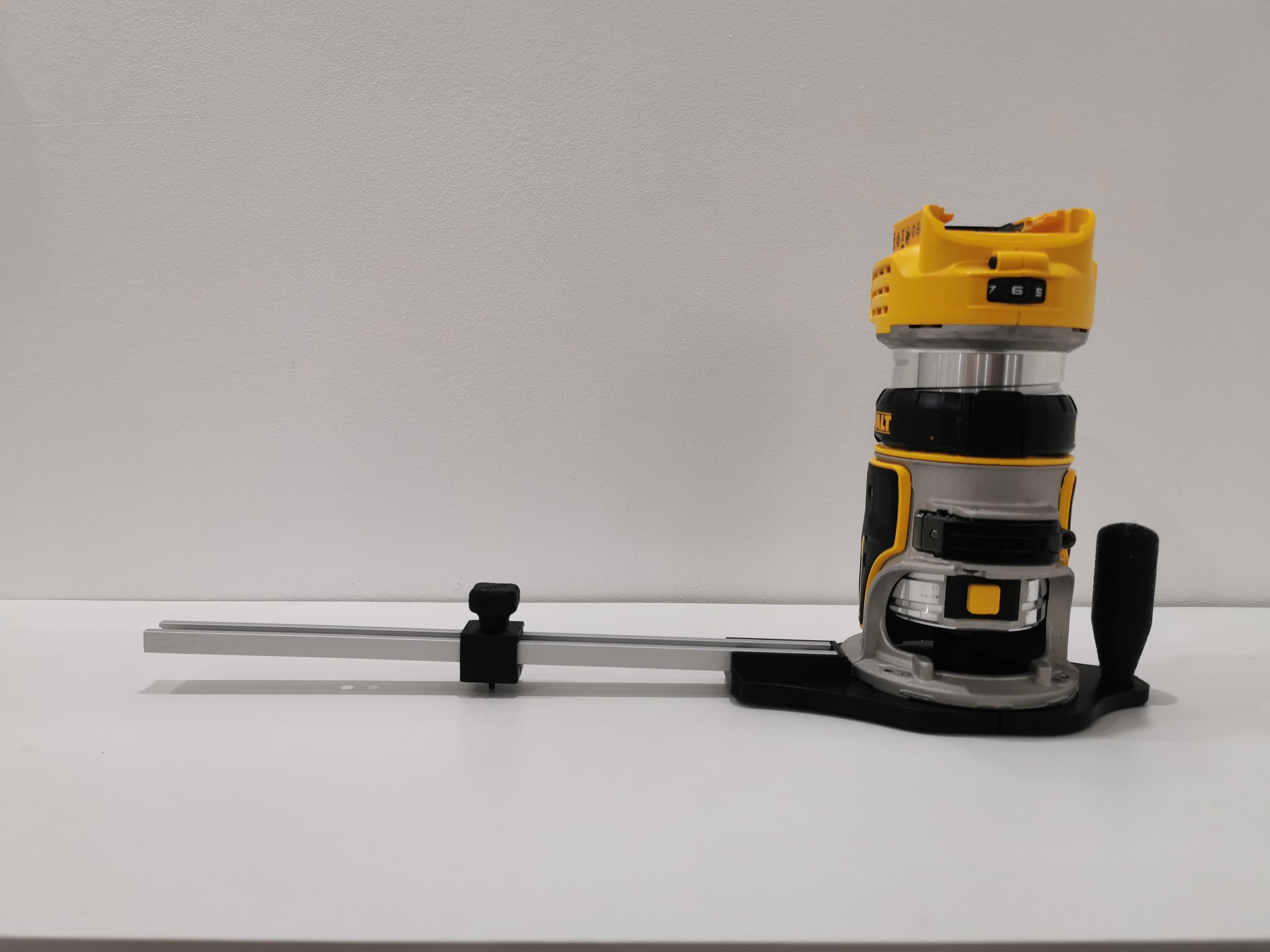 Adaptor Base Circle Jig for Dewalt Router DCW600 DCW604 D26200 Trim