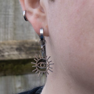 Silver lining stainless steel eye charm earrings, punk eye pendant design, dangle earrings with eye design