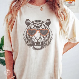 Retro Cincinnati Bengals Game Day Apparel, Joe Brr Shirt, Cincinnati Football Fan Gift Unisex Shirt, Cincy Bengals Heart Shape Glasses Shirt