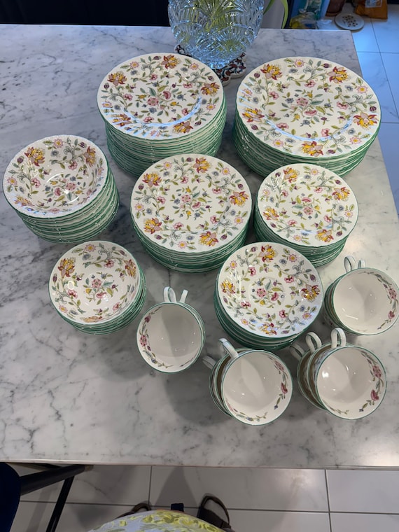 MINTON ミントン ROYAL DOULTON VINTAGE GRAPE カップ＆ソーサー アルカディア サンドイッチトレイ B&Bプレート センテニアルローズ ミントン ロイヤルドルトン ハドンホール ブルー セット 美品MINTON