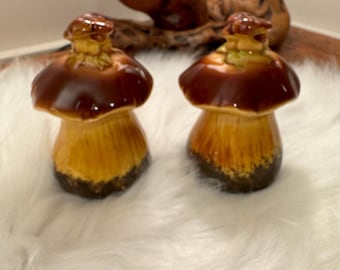 Vintage Ceramic Mushroom Salt and Pepper Set, Japan