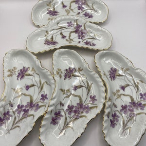 B.S.M. Österreich florales & vergoldetes Porzellanbein-Geschirr. Halbmondförmiges Geschirr. Vintage Knochenporzellan.