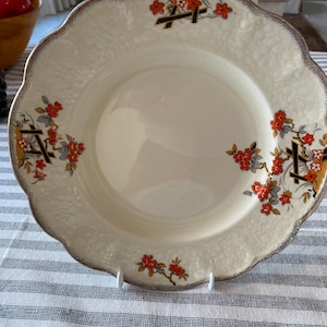 J&G Meakin Sunshine Sol 391413 22ct 10” dinner plate.