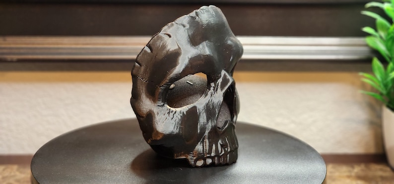 Half Skull / Ghost / Ghoul Mask - 3D Printed Décor, Costume, Cosplay Bild 4