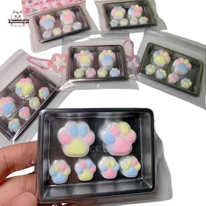 Colorful Mini Cat Paws in Tray Squishy Squeezable Stress Relief Sensory Fidget Toy