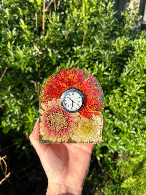 Personalized Resin Flower Preservation Clock: Wedding Keepsake Gift Funeral
