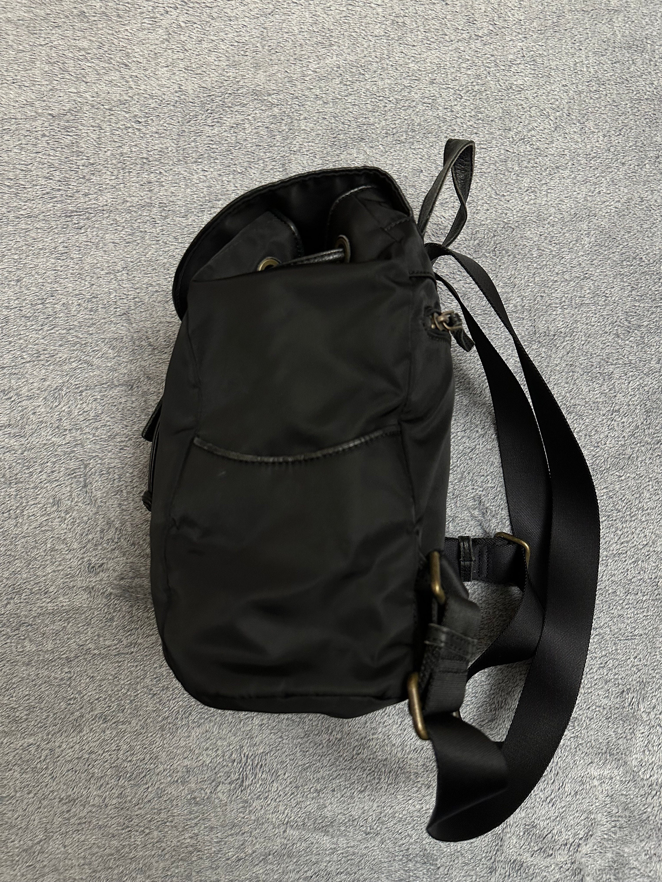 Liebeskind Berlin Black Leather Rucksack/hand Bag 2 Way Cinch Closure EUC!! LIEBESKIND BERLIN Black Nylon/leather Womens Backpack Sz  main image 4