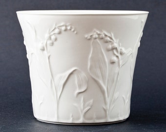 Vaso da fiori mughetto n. 2. Altezza: 14 cm/ 5,5 pollici. Ceramica Jugend Art Nouveau Gunnar Gson Wennerström per Gustavsberg MOLTO FINE