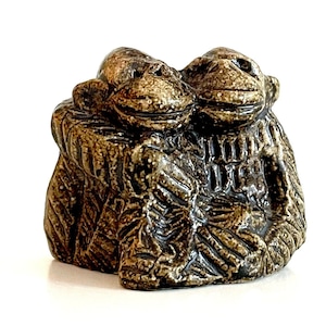 EGO Stengods/ EGO Stoneware. True buddies – a pair of lovely stoneware monkeys made in Sweden in the 1970s. Excellent condition.