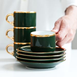 PILLIVUYT BRASSERIE 4 sets of cups + saucers in green and gold. Breakfast, coffee, latte, tea. V: 150ml/5.1 oz Late 1900&#39;s France. EXCELLENT