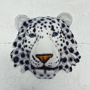 Maschera da parete leopardo in ceramica bianca