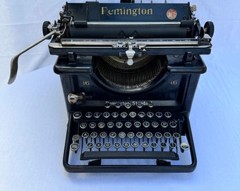 Remington Standard 16 Typewriter - Vintage Writing Charm & Precision