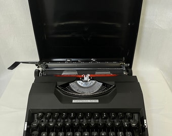 Vintage Black Torpedo 10/30 Typewriter Classic Writing Machine In great condition