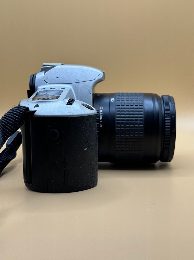 Reflex Canon EOS 500 N + zoom Sigma 28-80 mm Macro - 20