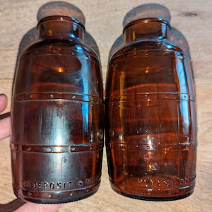 Bernstein Braunes Glas Vintage Schmidt Fassbierflaschen aus den 1960er Jahren