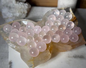 Star Rose Quartz Crystal Sphere High Quality Gemmy Star Rose Quartz Mini Sphere for Harmony Love Compassion and Heart Chakra Balance