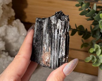 Raw Black Tourmaline Crystal Natural Black Tourmaline Mineral Specimen Protective Grounding Stone for Energy Clearing and Mineral Collection