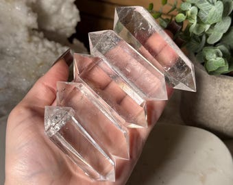Clear Quartz Crystal Double Point Pick Your Own Clear Quartz Crystal Wand Double Terminated Point Crystal for Healing Energy Amplification