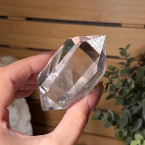 Clear Quartz Double Point Crystal Wand Clear Quartz Double Terminated Point for Energy Amplification Focus and Energy Healing Spiritual Gift