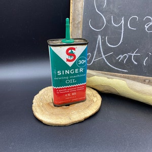 Vintage Singer Sewing Machine Oil 4 fl. oz. 118 ml. Tin Can Red Spout #2131