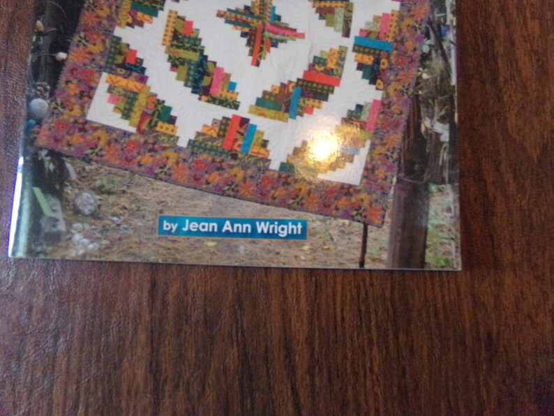 Curvy Log Cabin Quilts Book by Jean Ann Wright Landauer Publishing