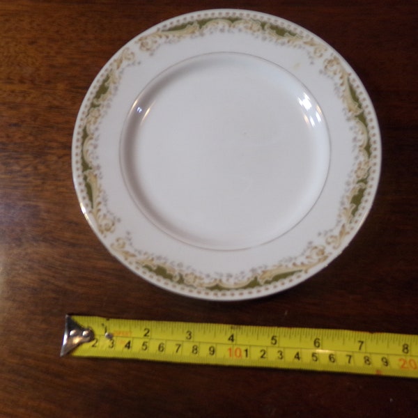 Queen Anne Signature Collection Select Fine China..Made in Japan- SALAD PLATE..Circa 1970's.. 7 and 5/8 inch~!