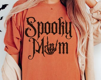 Comfort Colors Spooky Mom Shirt, Halloween Mama Shirts, Fall Mom Gift Idea, Spooky Mama Tee, Gothic Halloween Mom Shirt, Gift for Goth Mom