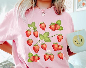 Strawberry Shirt, Cottagecore Clothes, Strawberry Top, Fruit Shirt, Strawberry Gift, Botanical Shirt, Garden Shirt, Foodie Gift, Plant Tee