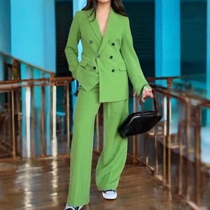 Women’s Green Suits 2 Piece Suit Straight Loos Length Pant For Fashion Style Suit Formal Wear Stylish Suit Women’s Gifts