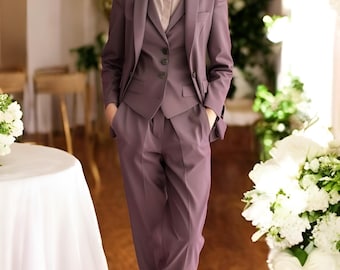 Classic Suits, For Women’s 3 Piece Suits, Dusty Pink Suits, Wedding Suits, Formal Wear Stylish Bespoke Women’s Suits Women Suits