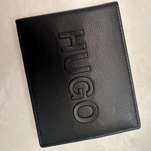 Cartera grande para hombre Hugo Boss en color negro