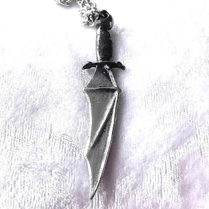 Vampyre knife ( not a real knife ) pendant by Alchemy England