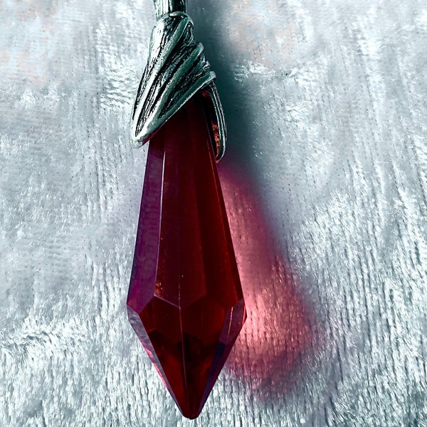 Sanguine amulets a gift for the vampire set