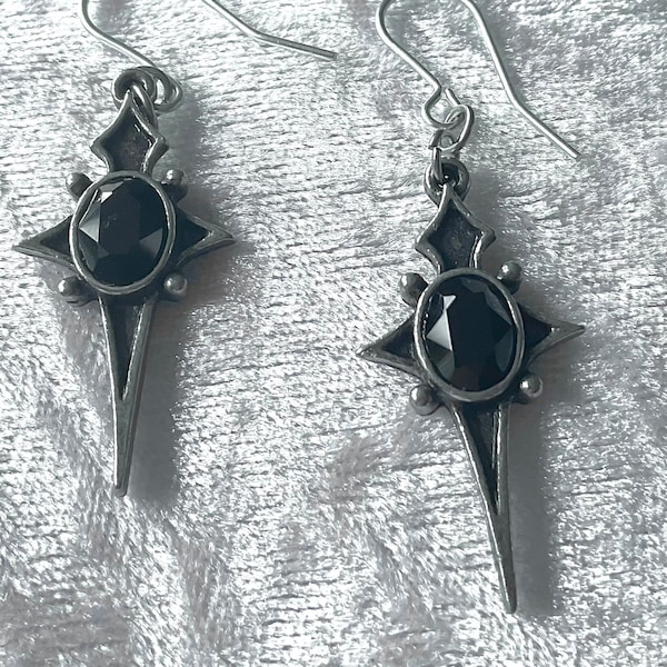 Sterne Leben earrings by Alchemy England