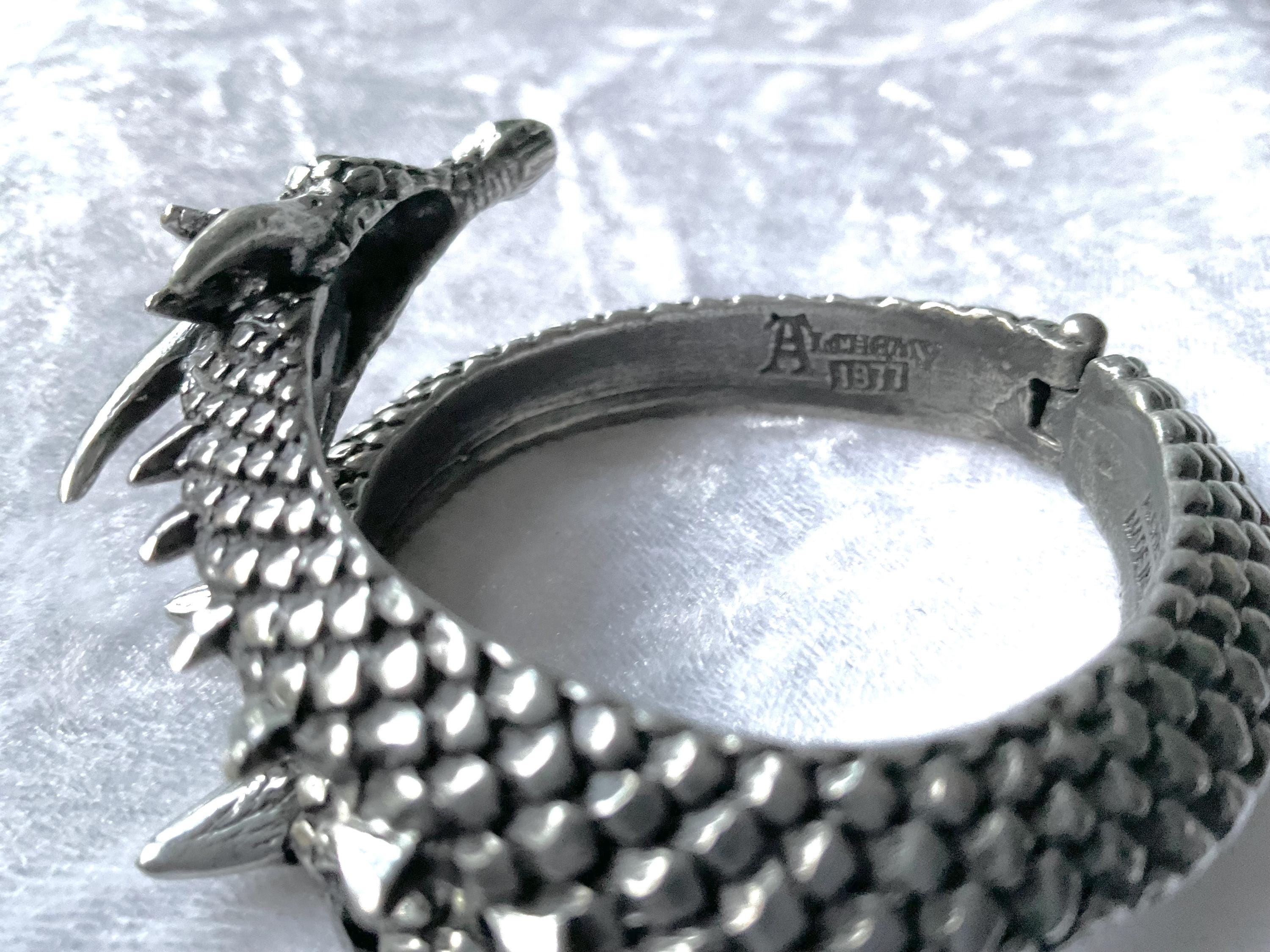 郵送買取 新品5台以上送料無料キャンペーン中！！  Vis Etsy - England Alchemy by Bracelet Viva アクセサリー