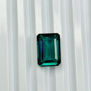 Lab Created Teal Sapphire Gemstone: Emerald Cut, 10x14