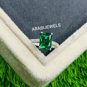 Emerald Sterling Silver Ring: Vintage Style Promise Ring