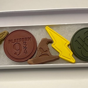 Wizard Crayon Set, HP, Hedwig, Lightning Bolt, Sorting Hat, Letter, Platform 9 3/4, Coloring, Deathly Hallows