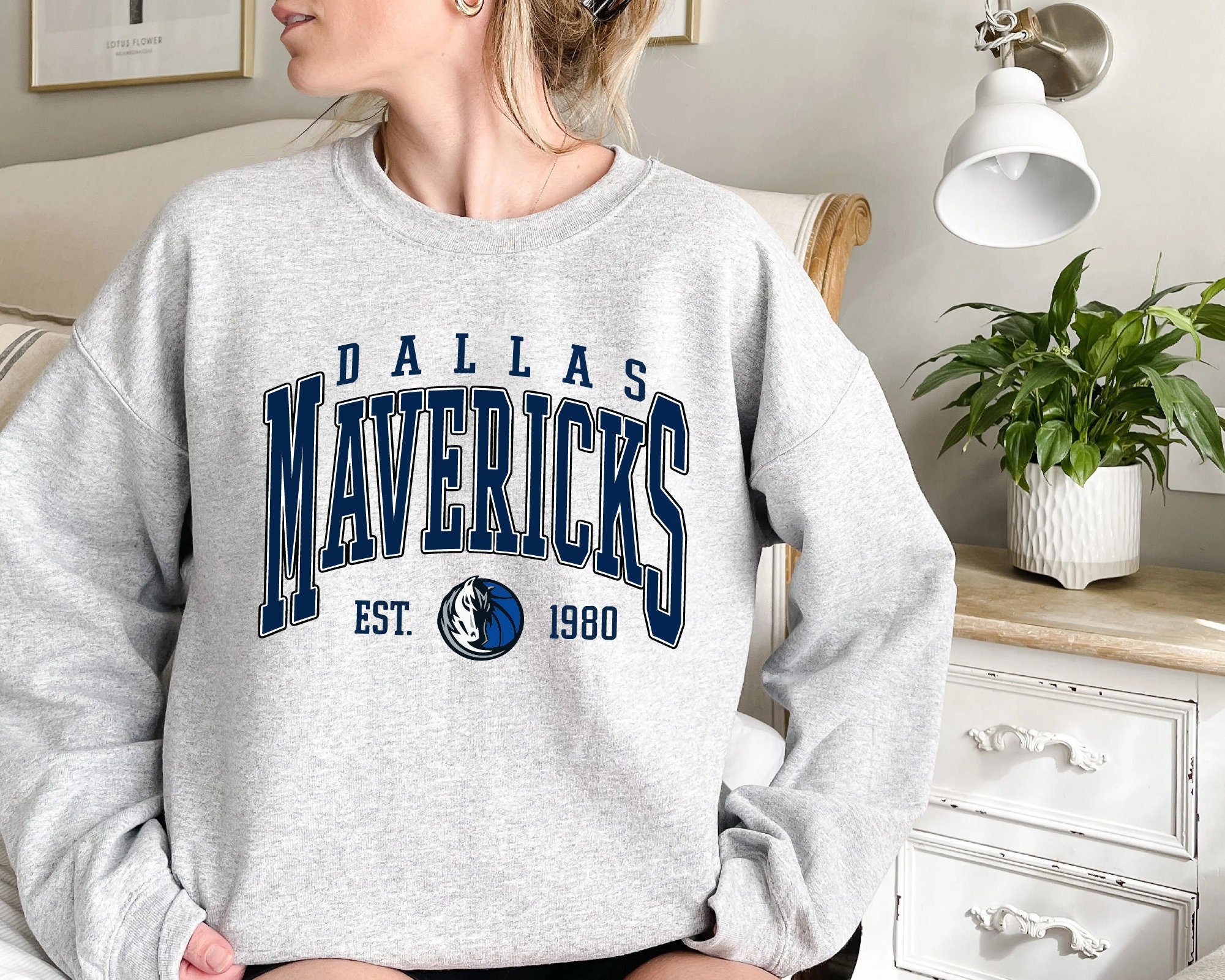 CustomCat Dallas Mavericks Horse Retro NBA T-Shirt White / 2XL