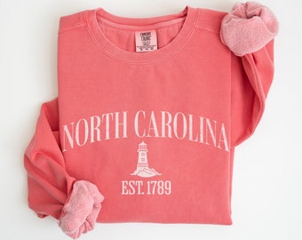 North Carolina Comfort Colors Sweatshirt, State Travel Tee, Vintage Souvenir T Shirt, NC Tshirt Gift, Home State Sweater, Beach Crewneck