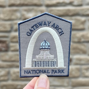 Gateway Arch National Park Embroidered Iron On Patch, St Louis Missouri Gift, Travel Souvenir, World&#39;s Tallest Arch, Outdoor Lover Accessory