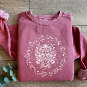 Day of the Dead Comfort Colors Fall Sweatshirt, Dia de Los Muertos Crewneck Pullover, Sugar Skull Mexican Halloween Gift, Mexican Heritage