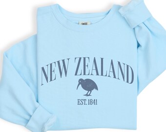 New Zealand Kiwi Sweatshirt | Vintage Collegiate Style