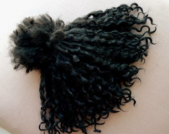0.35oz(10g) Teeswater locks black color 4-5 in long, soft wool hand dyed, Doll hair, Art doll, Blythe, BJD doll and spinning