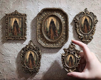 Peinture sorcière miniature, art mural miniature gothique victorien, petit cadre à l'huile, milieu universitaire sombre, toile Renaissance, par VanyaS DarkessentialsS