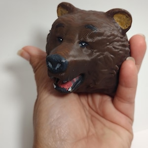 Homecoming Mum Grizzly Bear Head Trinket